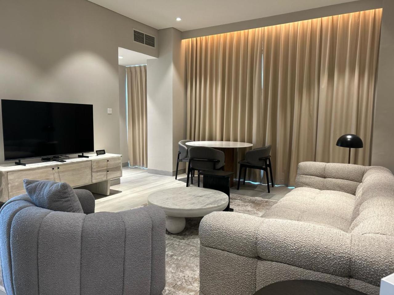 Dubai Marina Walk Gem Modern Apartments With Pool & Gym Access, Steps To Beach & Metro Managed By Sunnyhomes Kültér fotó