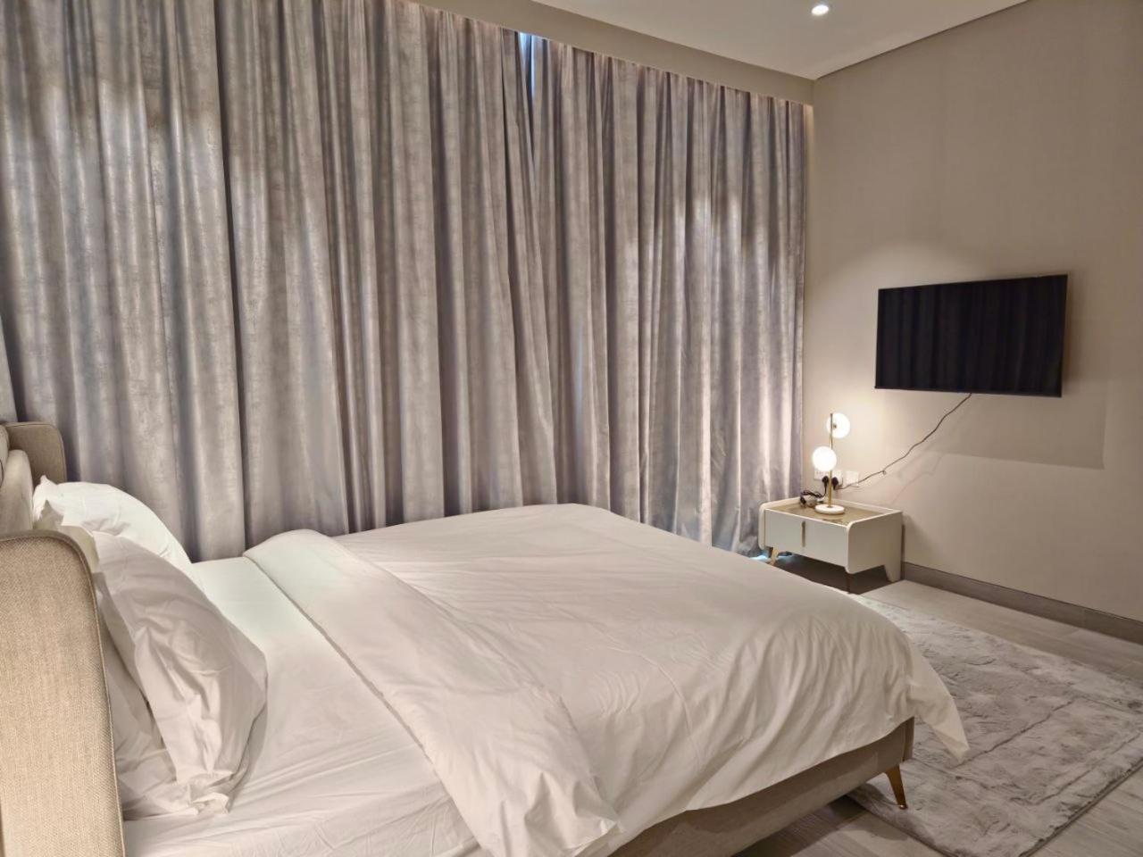 Dubai Marina Walk Gem Modern Apartments With Pool & Gym Access, Steps To Beach & Metro Managed By Sunnyhomes Kültér fotó